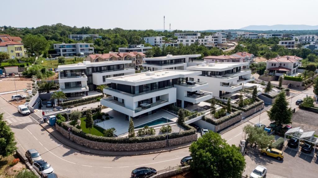 Hadrie Luxury Resort And Villas Azimut Malinska Exterior foto