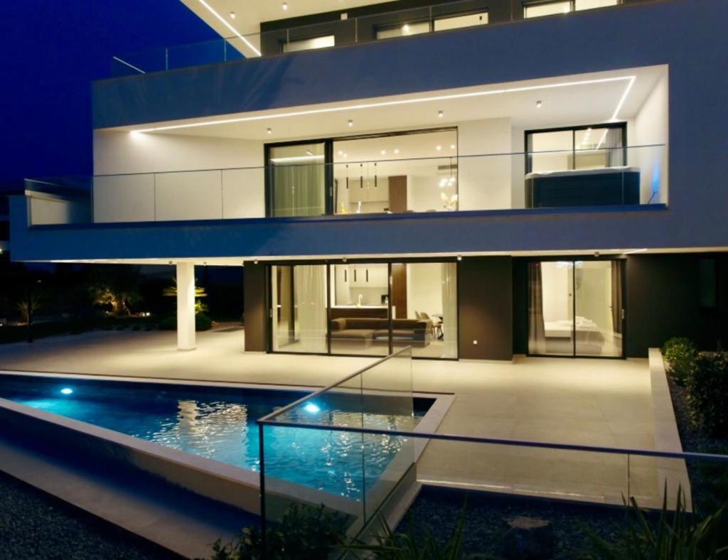 Hadrie Luxury Resort And Villas Azimut Malinska Exterior foto